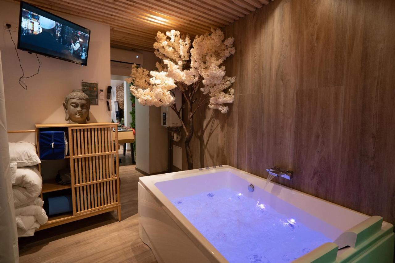Capsule Thailande I Sauna I Balneo I Console I Jeux En Bois I Cinema I Cour Interieure Trith-Saint-Leger المظهر الخارجي الصورة