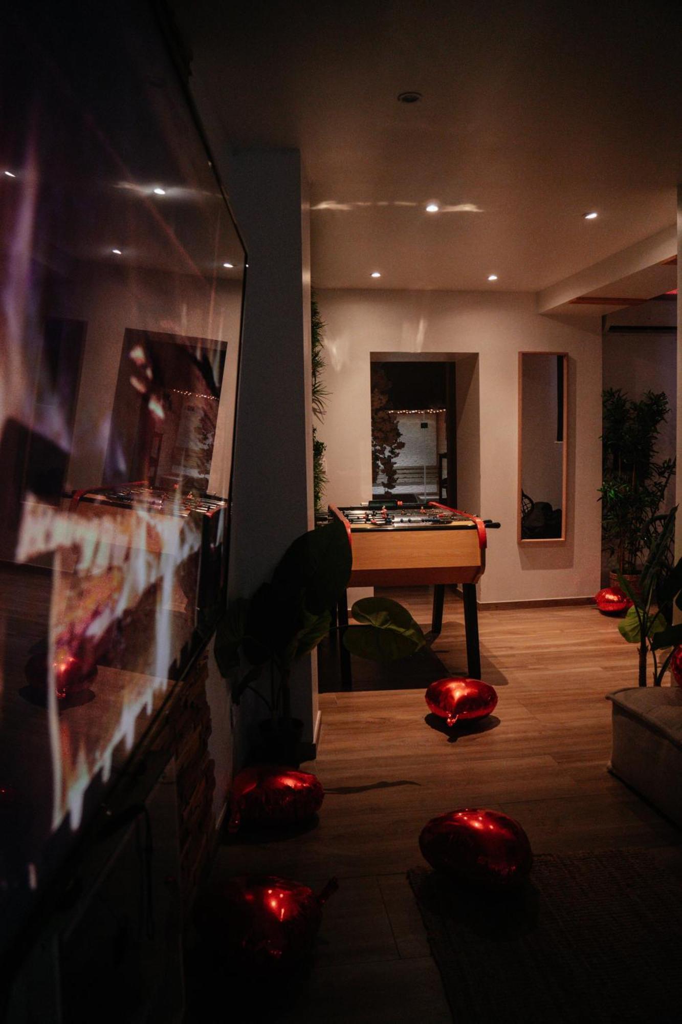 Capsule Thailande I Sauna I Balneo I Console I Jeux En Bois I Cinema I Cour Interieure Trith-Saint-Leger المظهر الخارجي الصورة